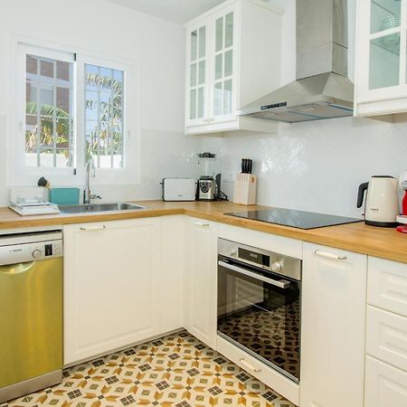 A Cozy And Elegant Townhouse Across The Beach Torre de Benagalbon Luaran gambar