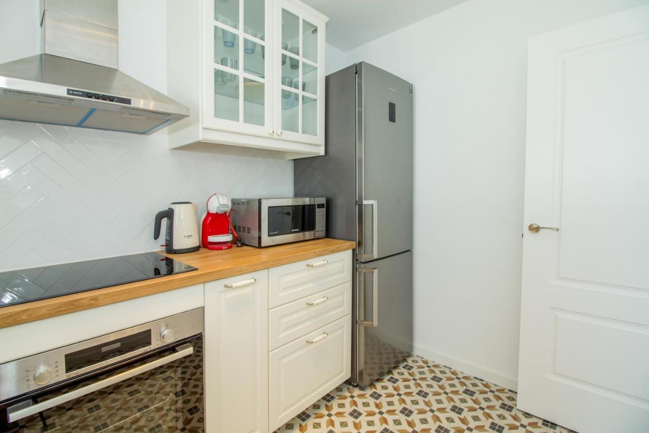 A Cozy And Elegant Townhouse Across The Beach Torre de Benagalbon Luaran gambar