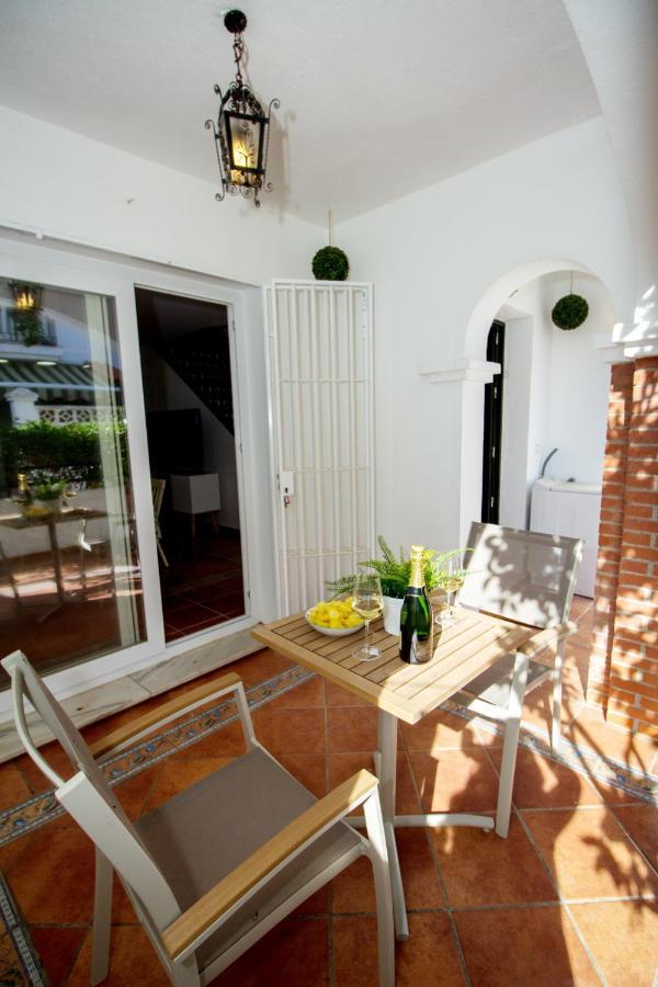 A Cozy And Elegant Townhouse Across The Beach Torre de Benagalbon Luaran gambar