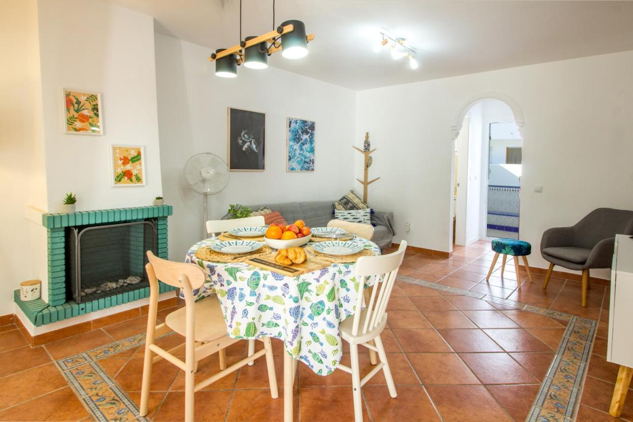 A Cozy And Elegant Townhouse Across The Beach Torre de Benagalbon Luaran gambar