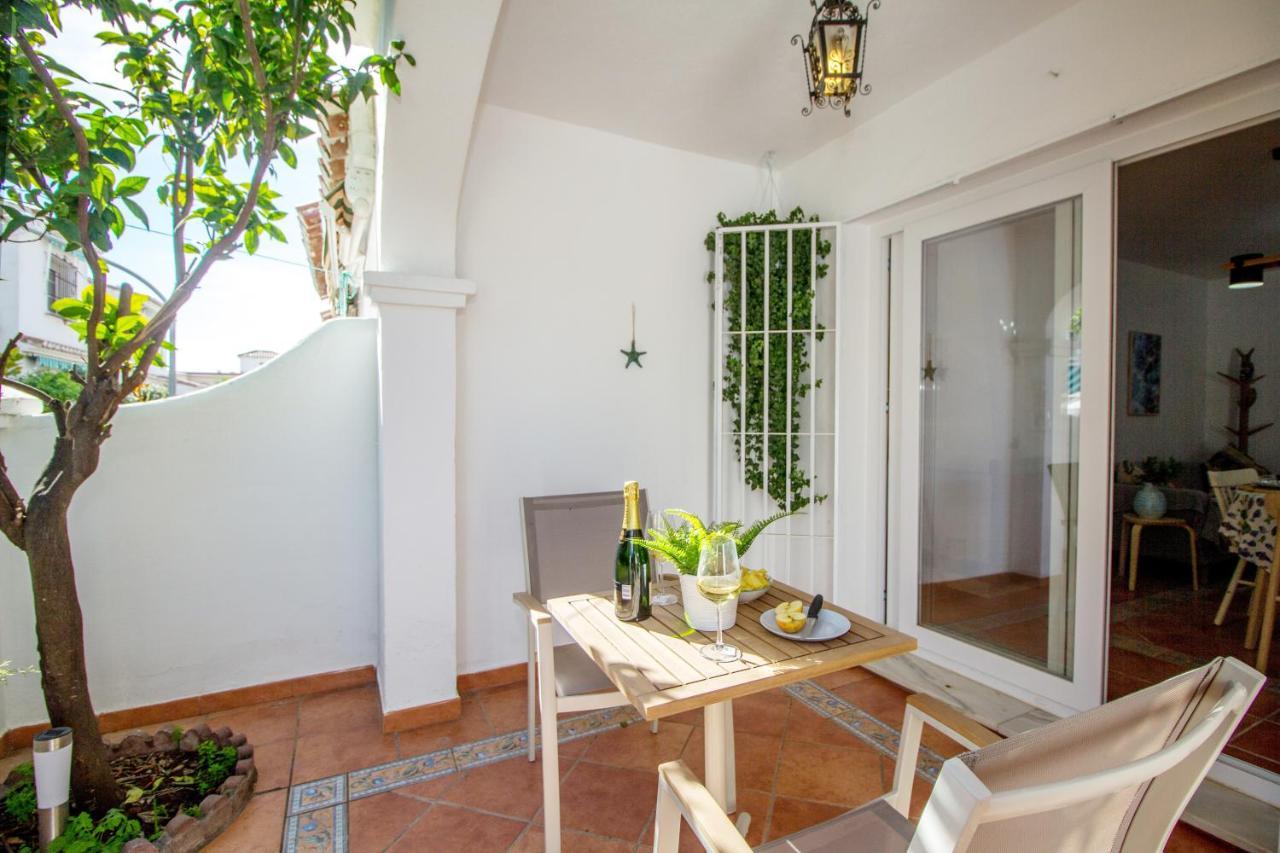 A Cozy And Elegant Townhouse Across The Beach Torre de Benagalbon Luaran gambar