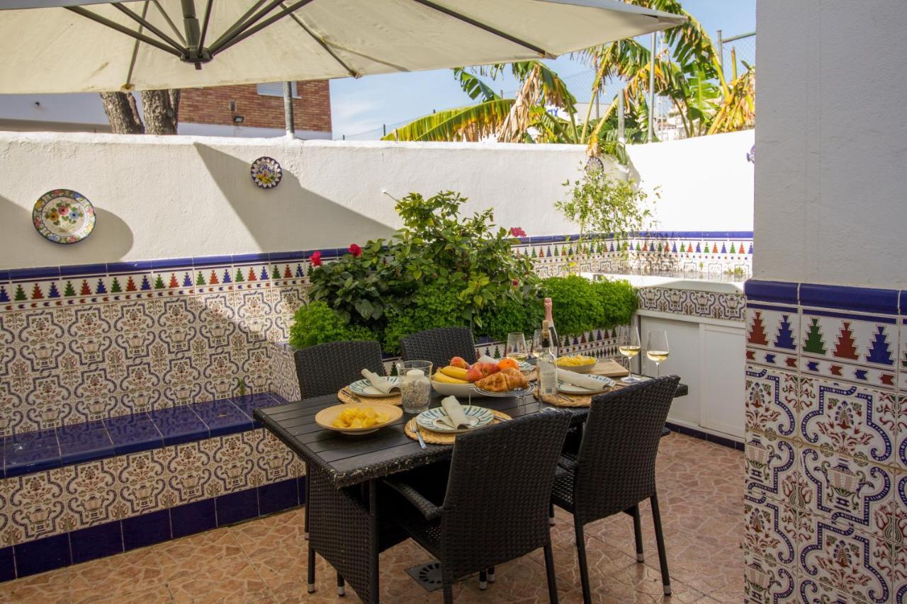 A Cozy And Elegant Townhouse Across The Beach Torre de Benagalbon Luaran gambar
